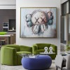 Emotive Companion – Nowoczesna, abstrakcyjna sztuka ścienna inspirowana stylem KAWS