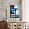 Modern Bloom - Niebieski abstrakcyjny obraz kwiatowy, gruba tekstura, minimalistyczna sztuka ścienna
