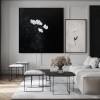 Ponadczasowa elegancja – minimalistyczny obraz kwiatowy o teksturze do nowoczesnego wystroju